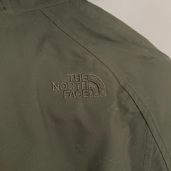 The North Face Parka - Picture 5 of 8